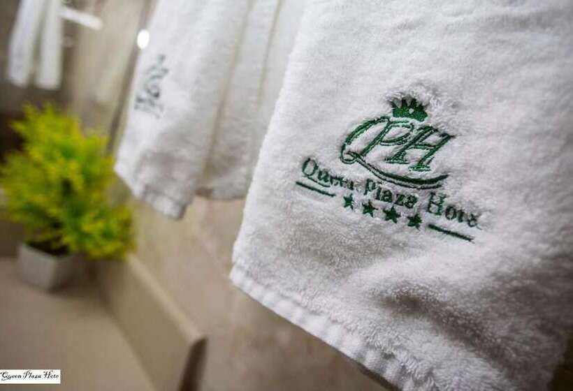 هتل Queen Plaza