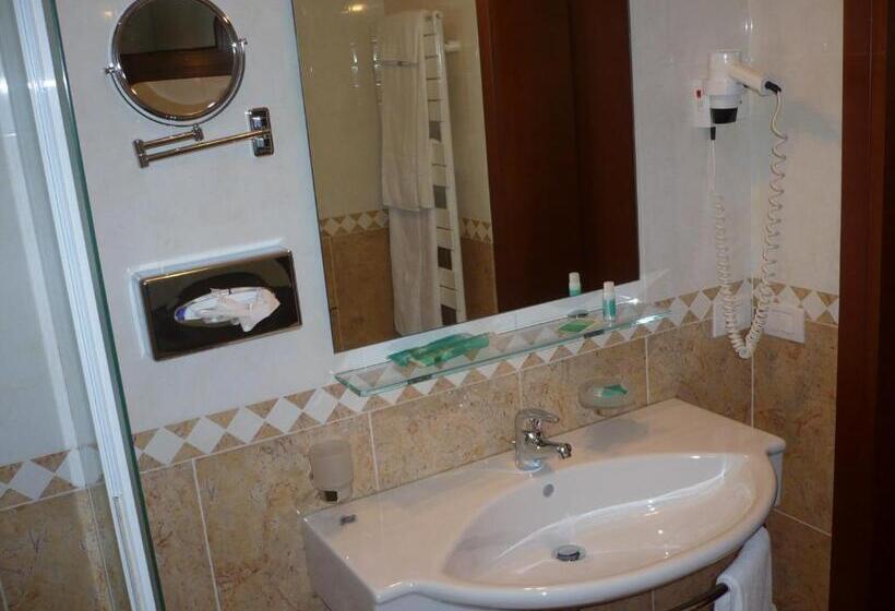 호텔 Ristorante Dotto