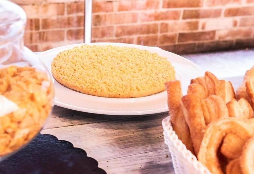 فندق Ristorante Moderno