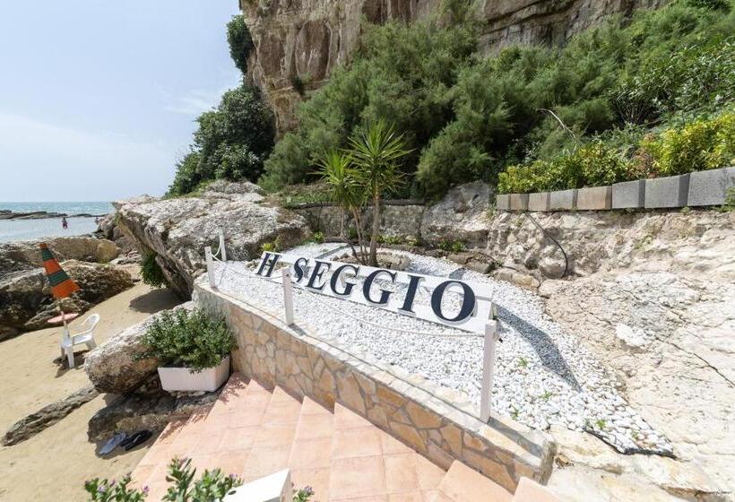 هتل Seggio