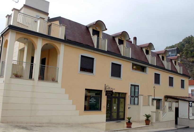 בית מלון כפרי Sette E Mezzo