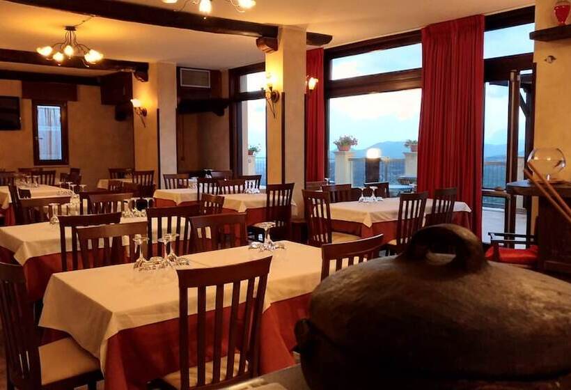 فندق Sette E Mezzo
