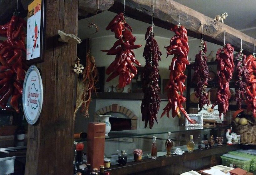 בית מלון כפרי Sette E Mezzo