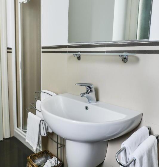 فندق Albergo Silvio