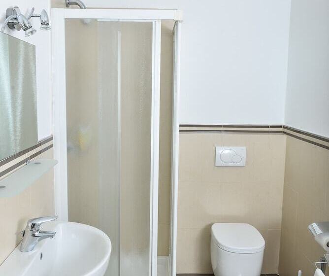 فندق Albergo Silvio