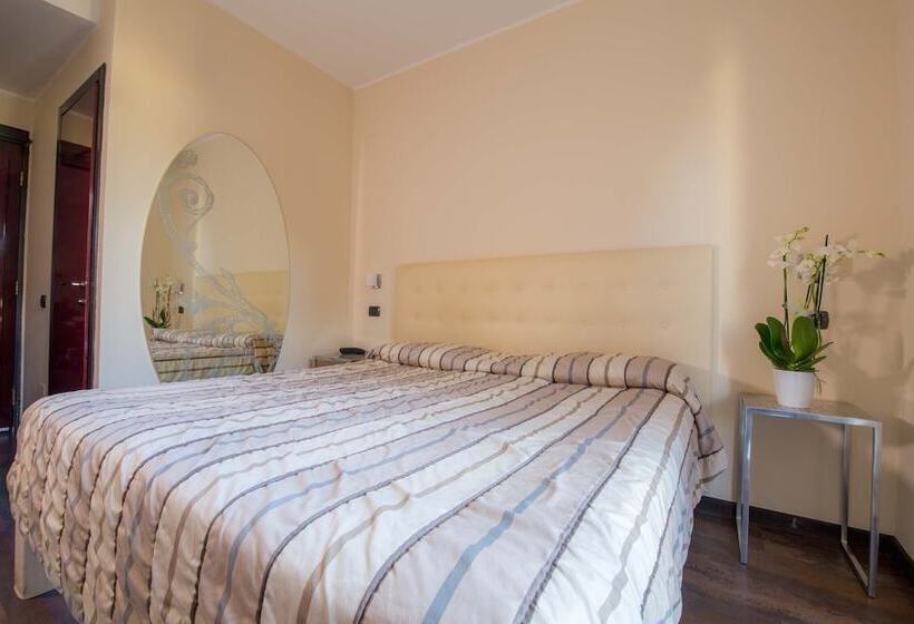 فندق Albergo Silvio