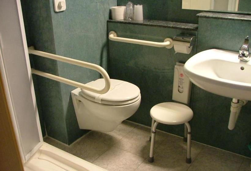 فندق Sole Family