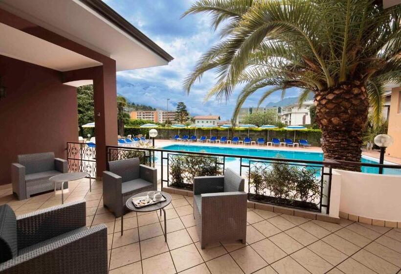 בית מלון כפרי Sunlake