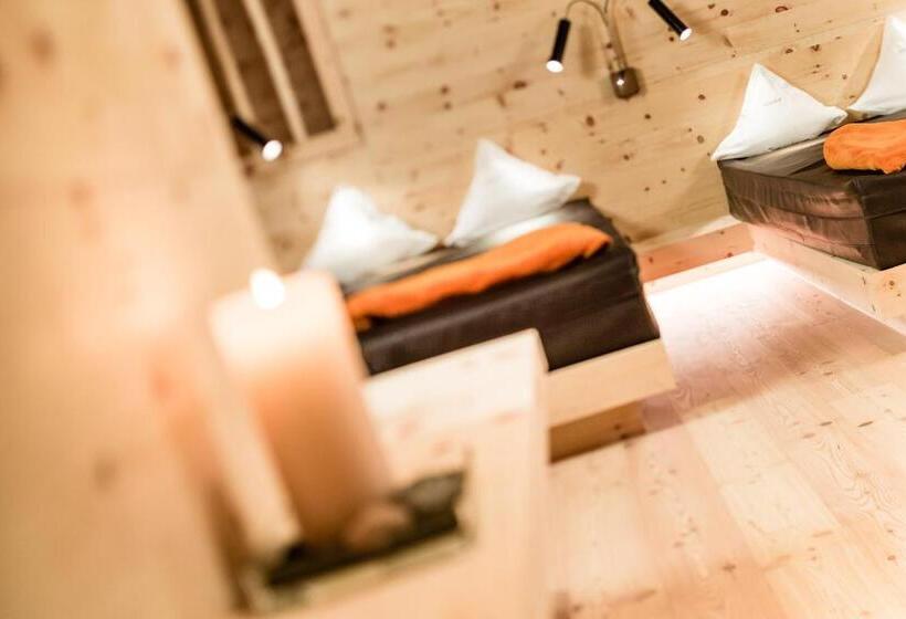 בית מלון כפרי Valserhof