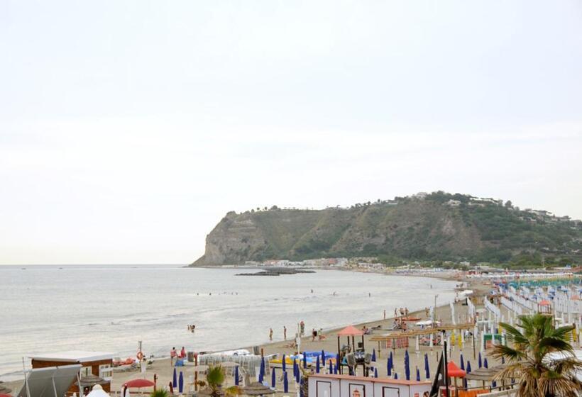 בית מלון כפרי Villa Del Mare