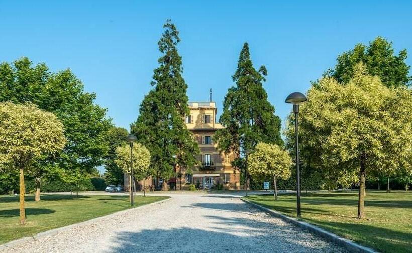 Отель Villa Liberty