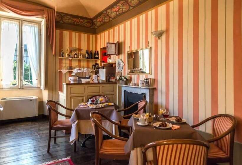 Отель Villa Liberty