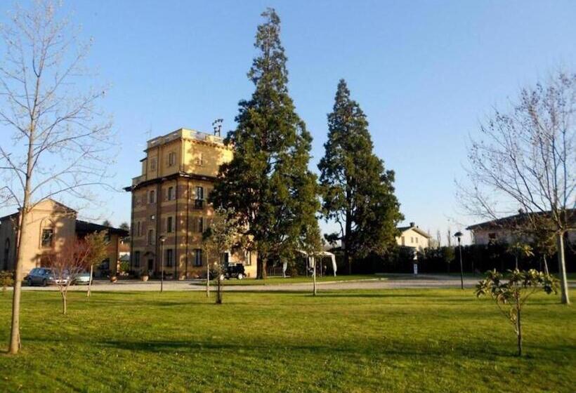 Отель Villa Liberty