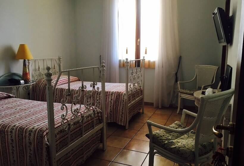 בית מלון כפרי Villa Scalabrini