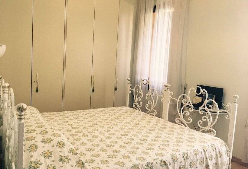 בית מלון כפרי Villa Scalabrini