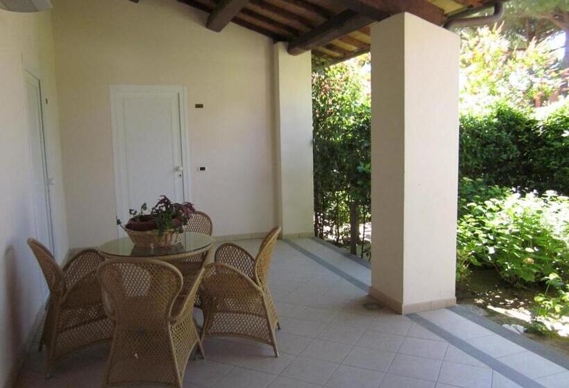 هتل Villa Smeraldo