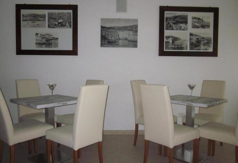 هتل Villa Smeraldo