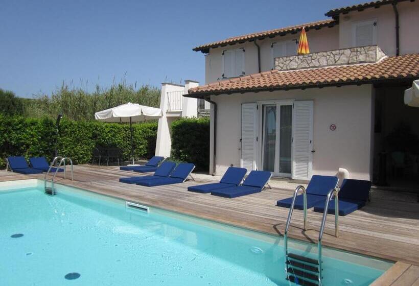 هتل Villa Smeraldo