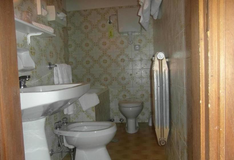 בית מלון כפרי Villa Tedaldi