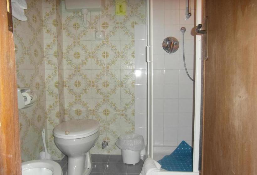 בית מלון כפרי Villa Tedaldi