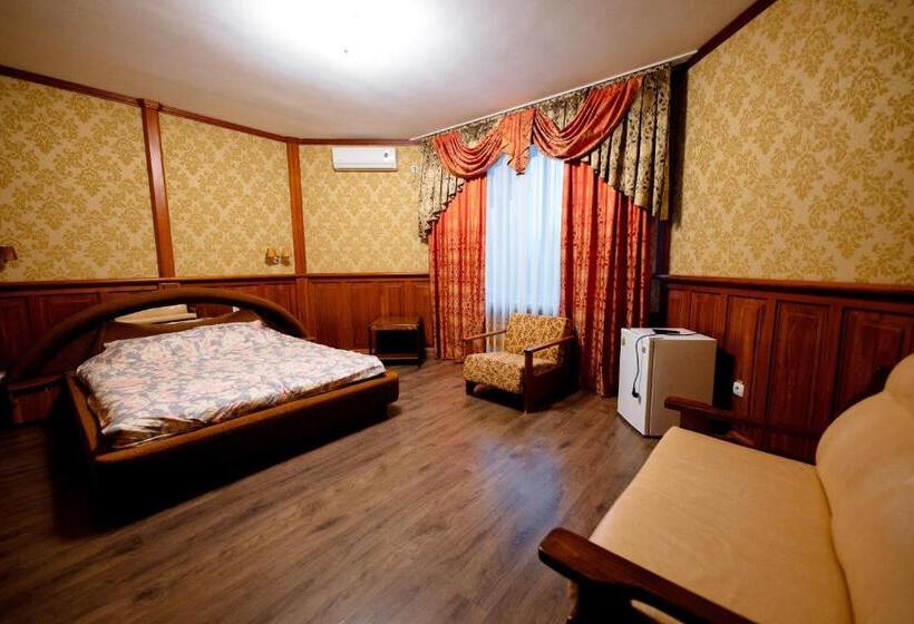 هتل Villa Turistica Oasis