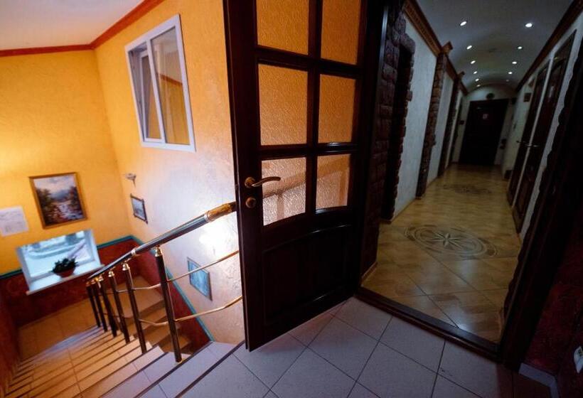 هتل Villa Turistica Oasis