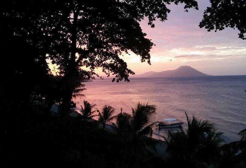 Kokopo Beach Bungalow Resort