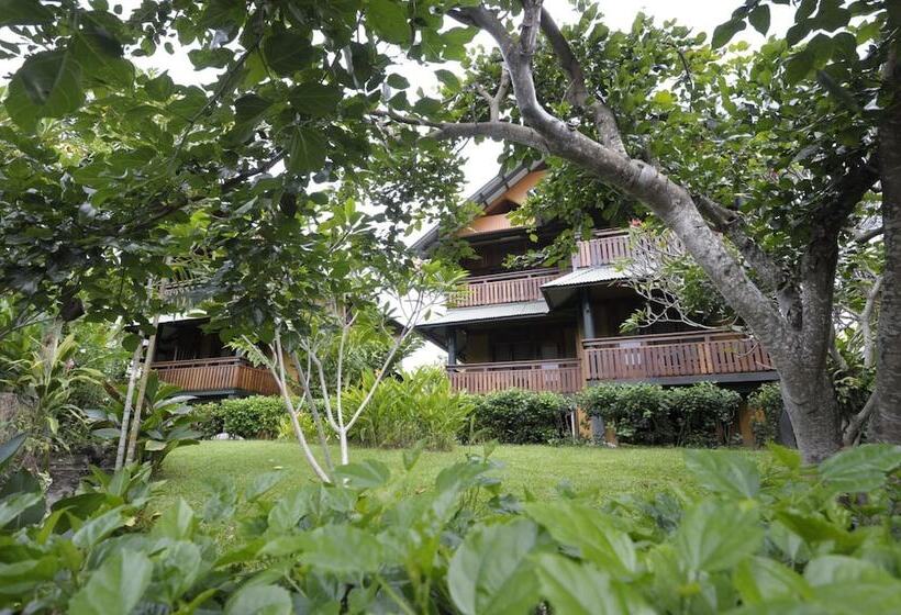 Kokopo Beach Bungalow Resort