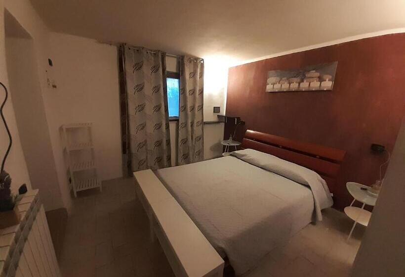 La Grotta Bed And Breakfast E Affittacamere