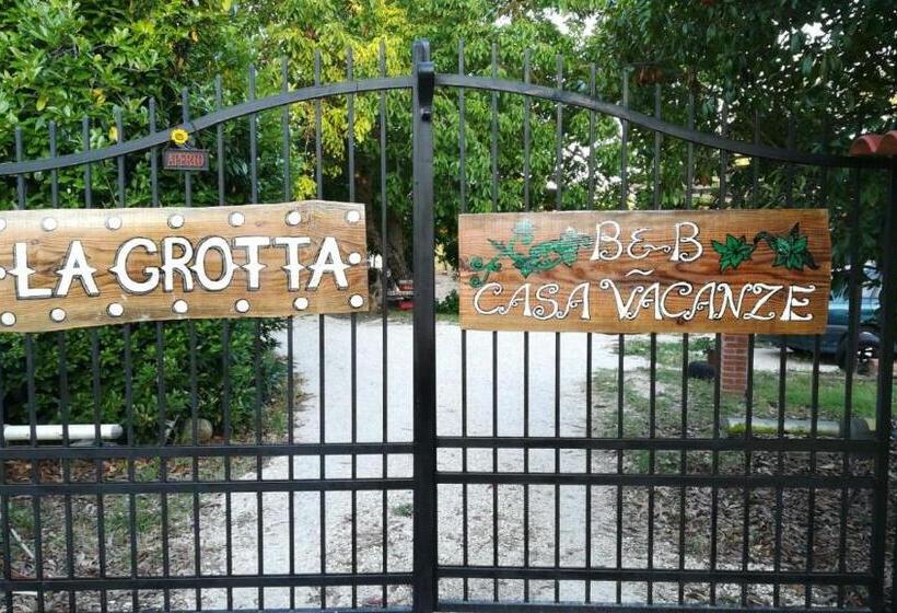 La Grotta Bed And Breakfast E Affittacamere