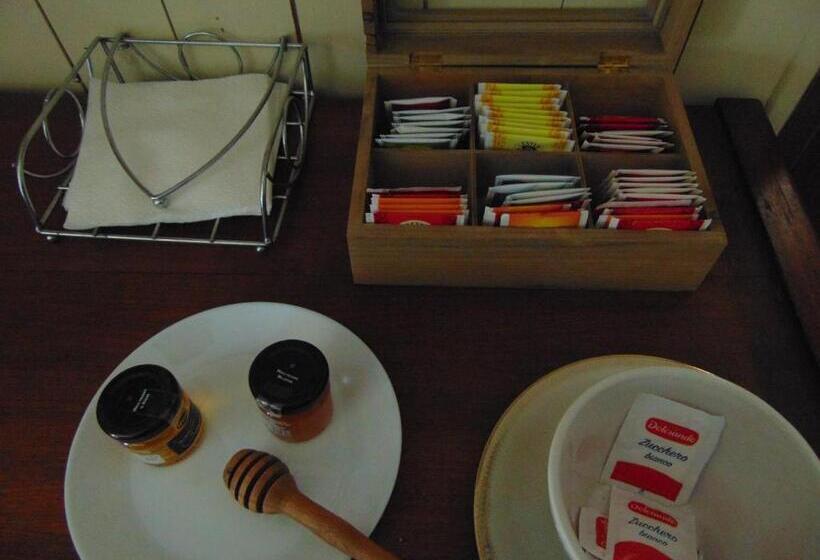 La Grotta Bed And Breakfast E Affittacamere