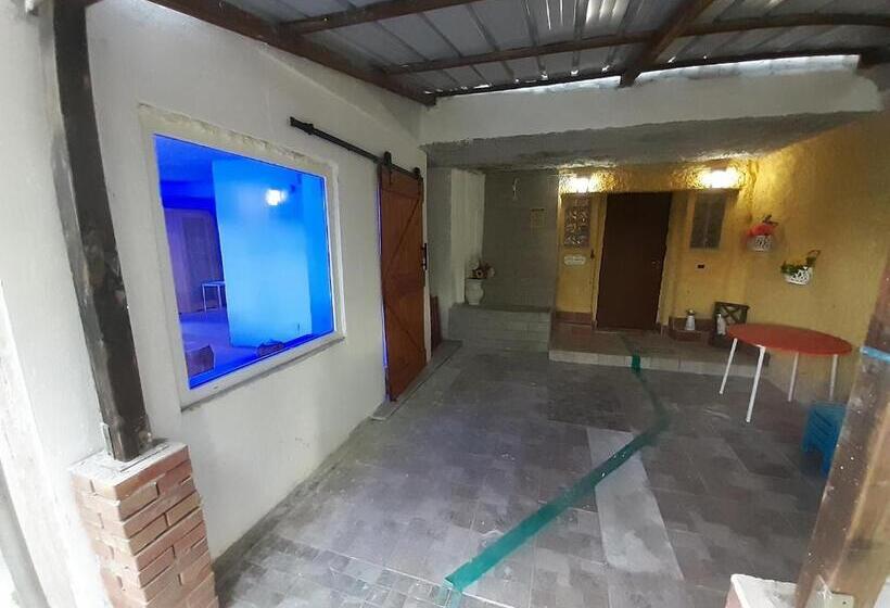 La Grotta Bed And Breakfast E Affittacamere