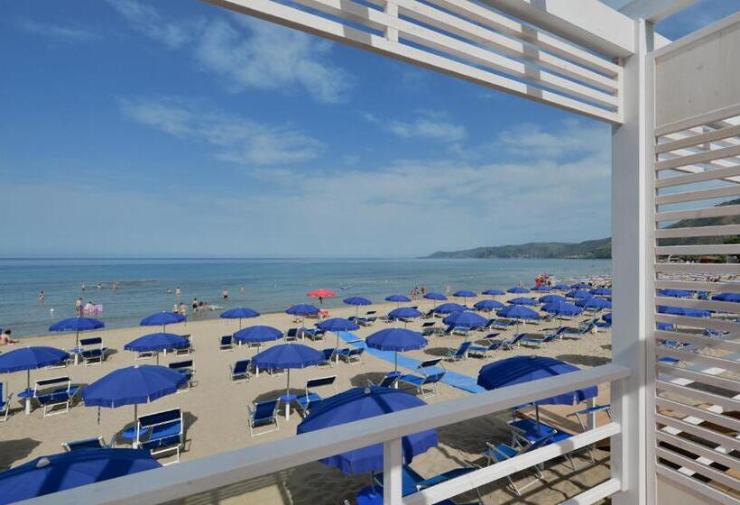 La Pineta Hotel Beach & Spa