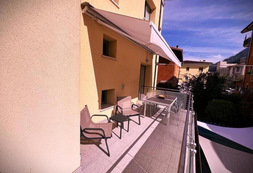 レジデンス Gardesana Active Apartments