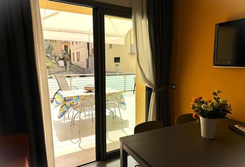 レジデンス Gardesana Active Apartments