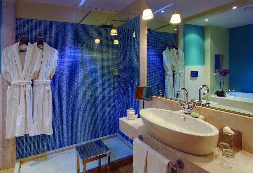 אתר נופש Conrad Chia Laguna Sardinia