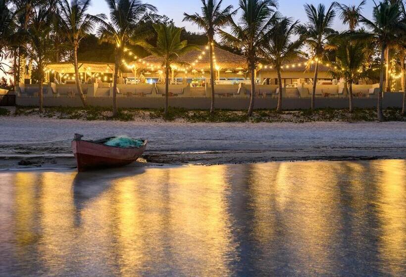 منتجع San Martinho Beach Club