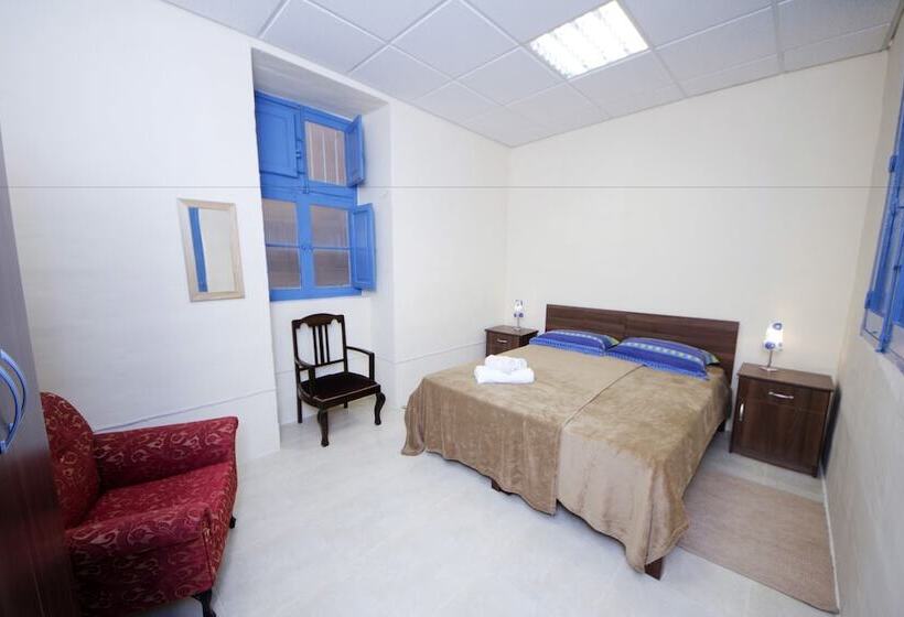 Vallettastay Dormitory Shared Hostel