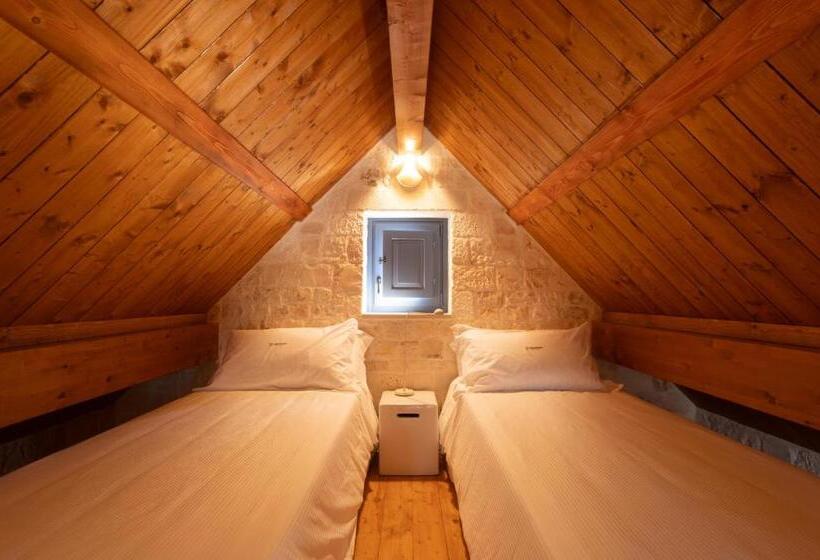 צימר Borgofreddo Luxury Suite