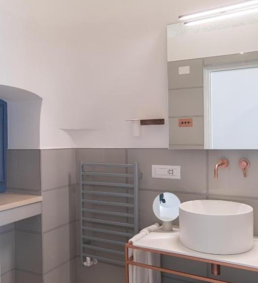 צימר Borgofreddo Luxury Suite