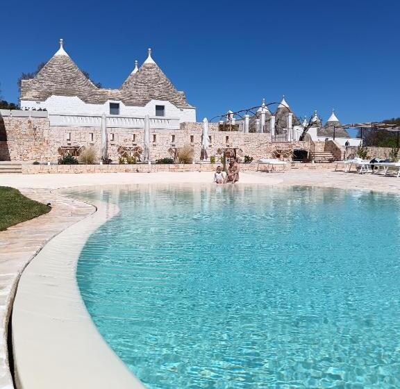 تختخواب و صبحانه Borgofreddo Luxury Suite
