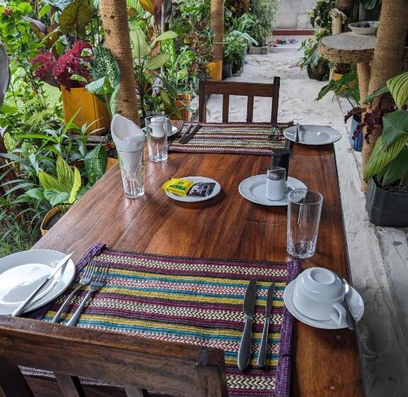 مبيت وإفطار Kua Garden Cottage