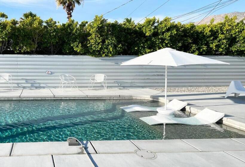 צימר Super Cute Room In Architectural Home