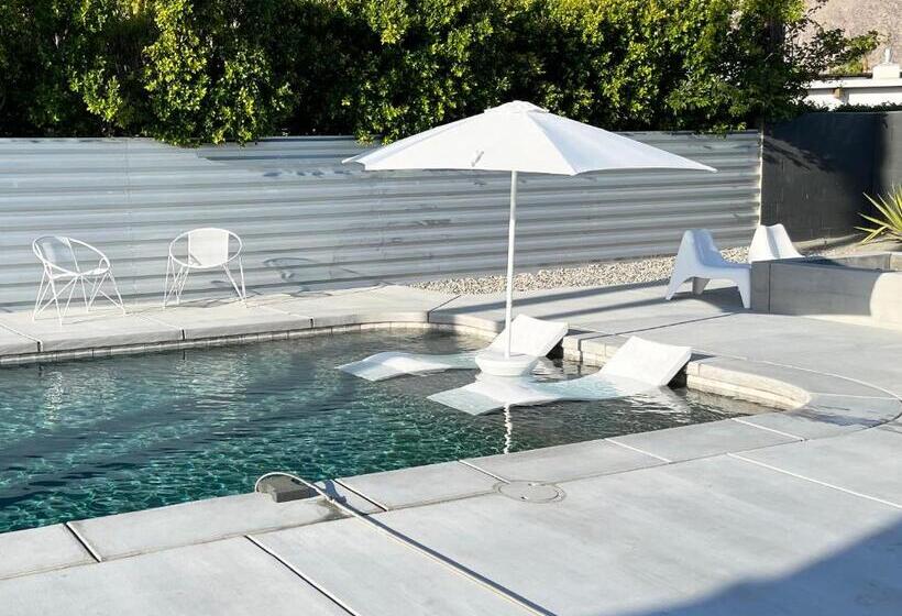 צימר Super Cute Room In Architectural Home