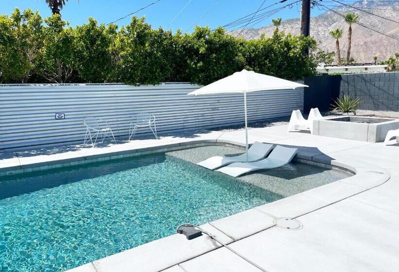 צימר Super Cute Room In Architectural Home