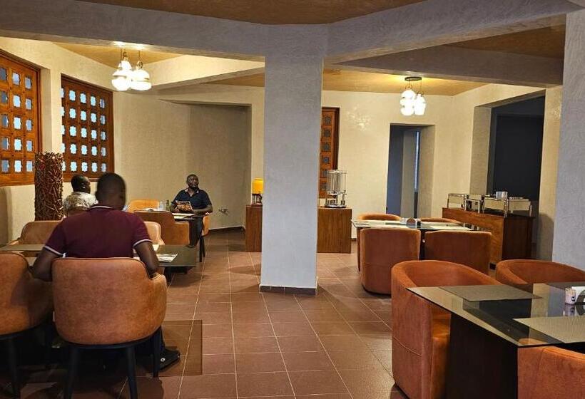 Grik Hotel   Entebbe