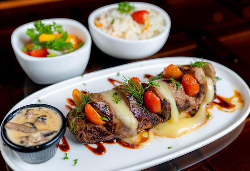 Grik Hotel   Entebbe