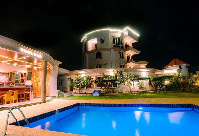 Grik Hotel   Entebbe