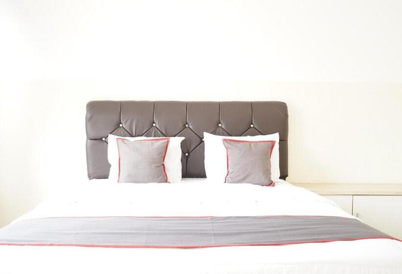 Отель Collection O 93732 Villa Opung