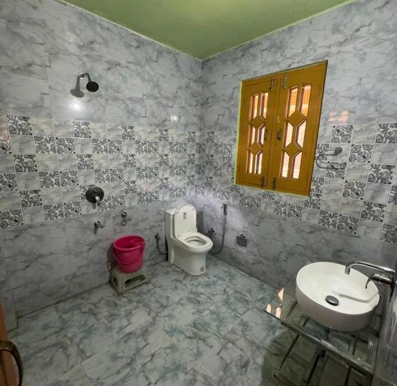 Отель Freya Luxuria